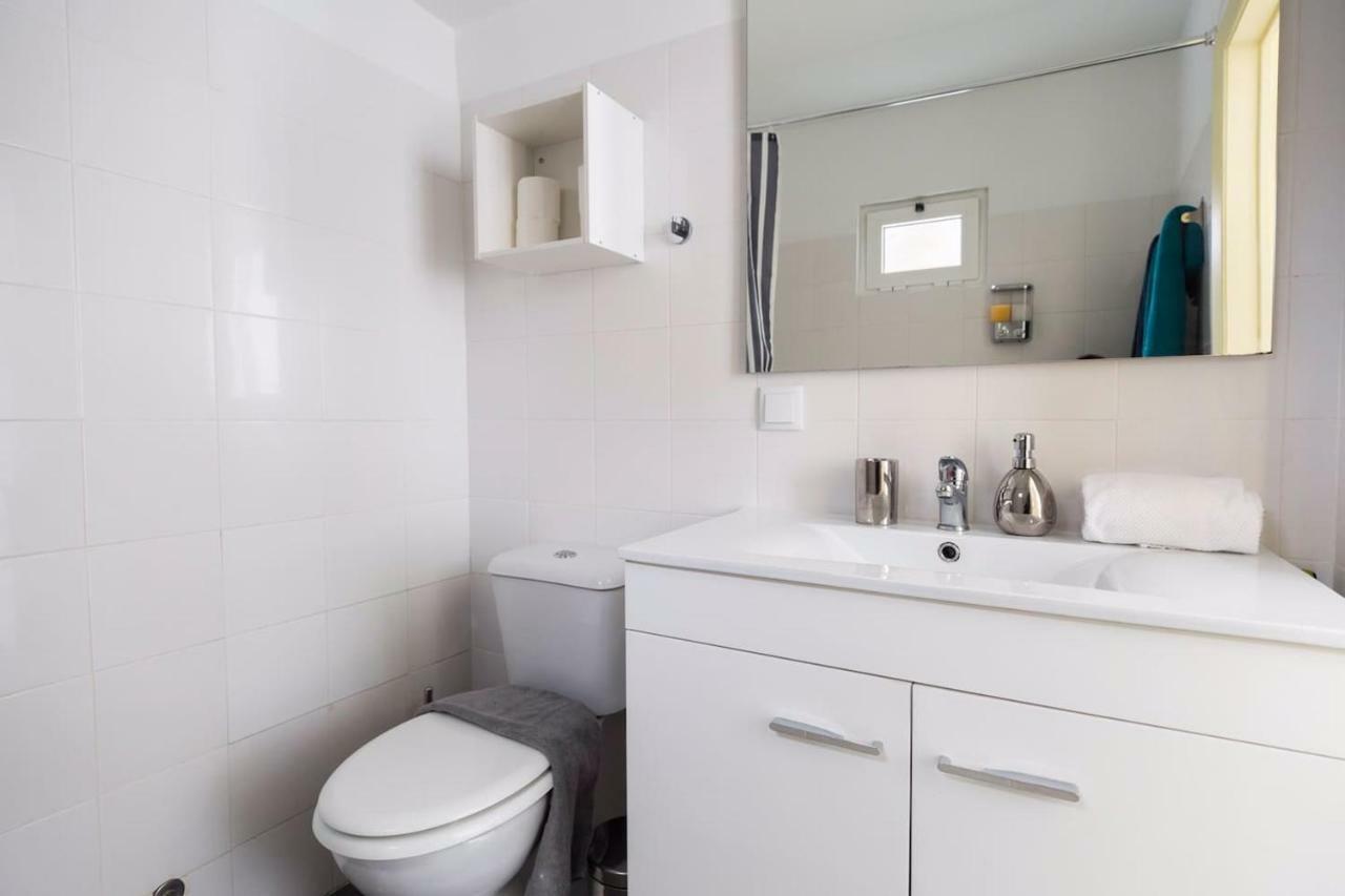 Ola Lisbon - Rato Terrace IV Apartment ภายนอก รูปภาพ